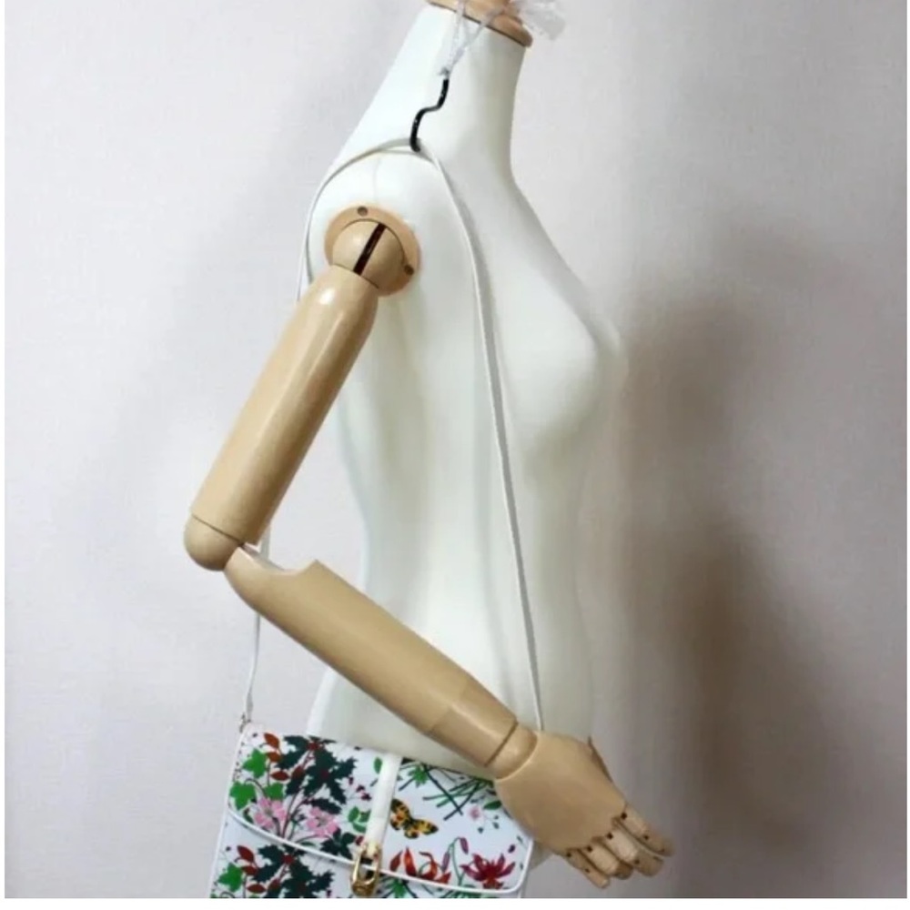 Gucci Flora Crossbody Bag Clutch w/COA and dustbag, EUC Vintage - Picture 12 of 16